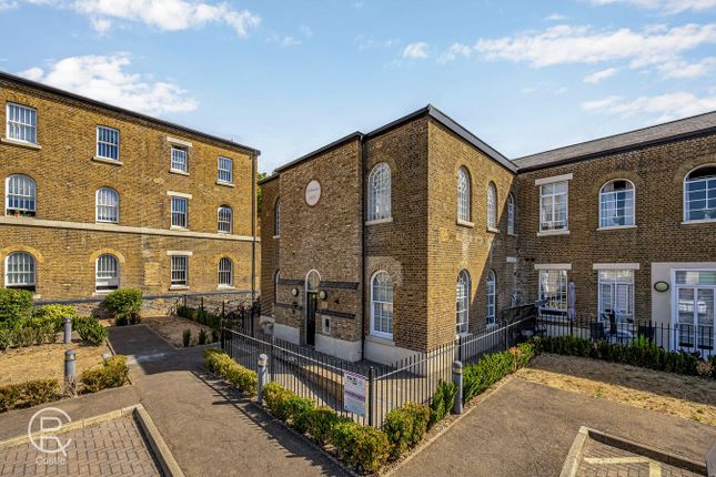 Glatt House, Hilda Road, Southall photo 4