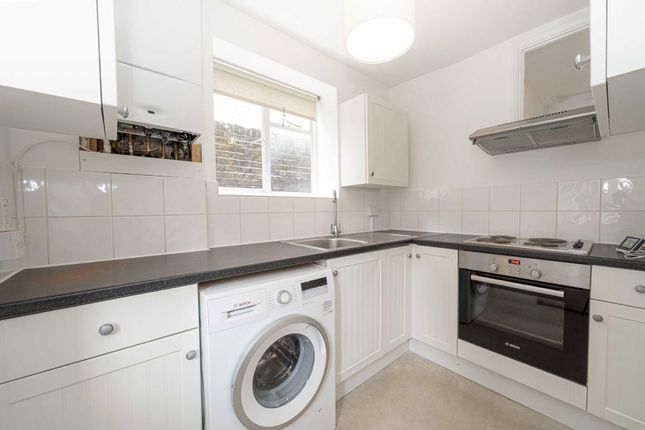 26, Grosvenor Road, Richmond photo 4