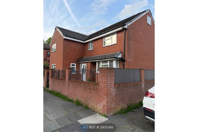 Bonny Brow St, Middleton, Manchester photo 2