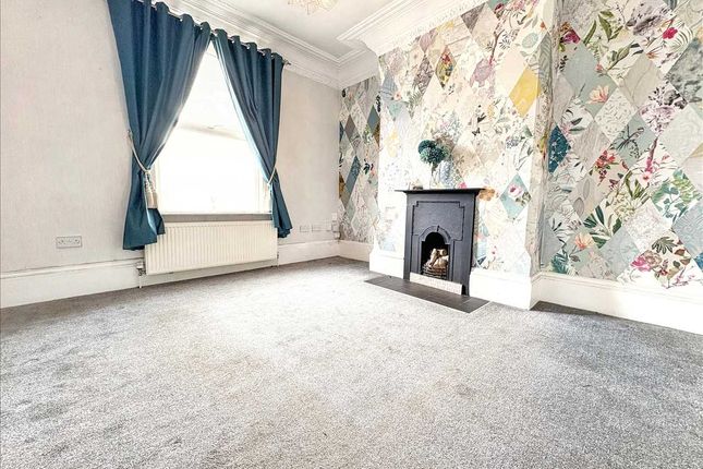 124, Watnall Road, Hucknall photo 4