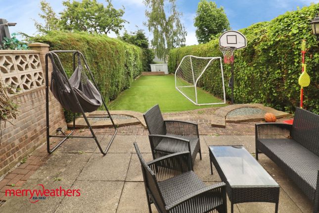 62, Holyrood Rise, Rotherham photo 4