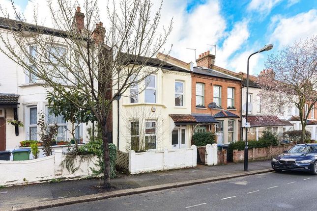 Property to rent in Pearl Road, London