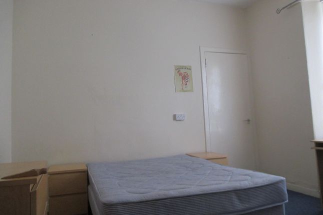 Flat to rent in Cardean Street, Dundee