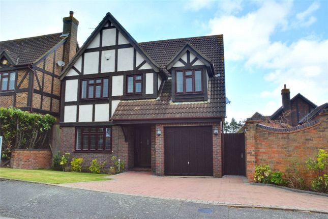 Detached house to rent in Beechwood Rise, Chislehurst BR7