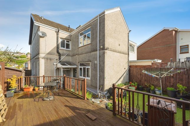 200, Felinfoel Road, LLANELLI photo 4