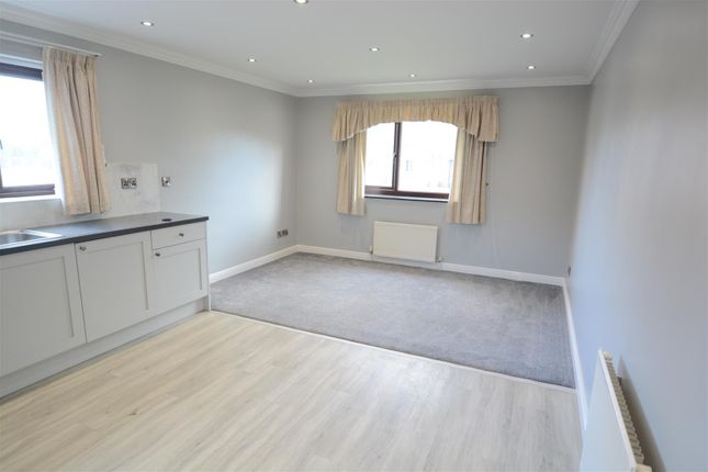 23, Tranmore Lane, Eggborough photo 3