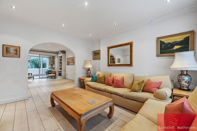 49, Bowes Road, London photo 3