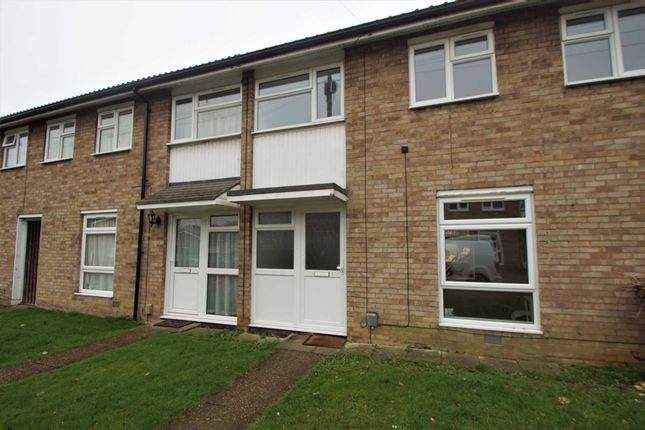 Thumbnail Property to rent in Foxfield, Stevenage