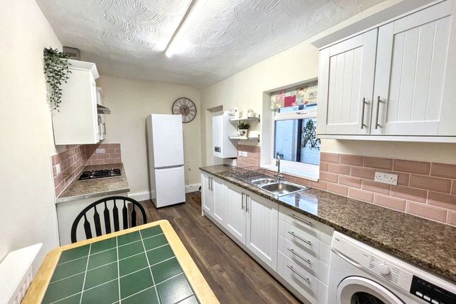 4, Derwent Street, Hartlepool photo 3