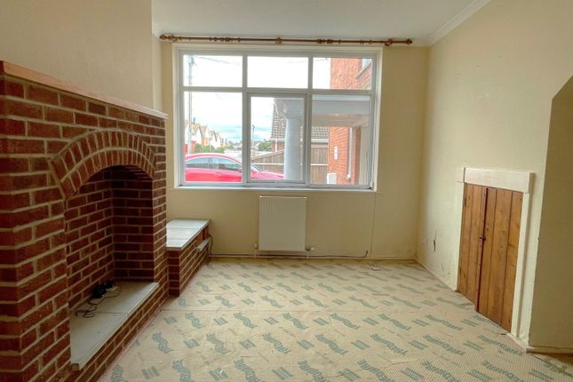 Flat 3, 17, Golf Links Road, Burnham On Sea photo 4