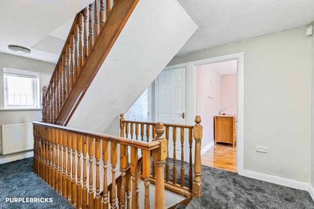 38, Elmwood Way, Barnsley photo 4