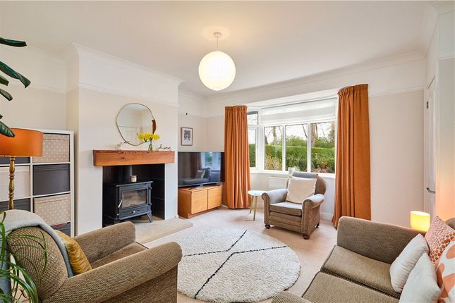 4, Ings Crescent, Leeds photo 2