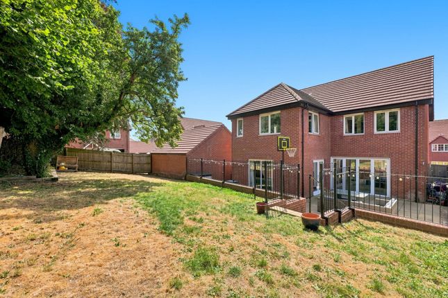 9 Pomegranate Road, Chesterfield photo 4