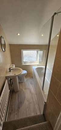78 Totteridge Road, High Wycombe photo 4