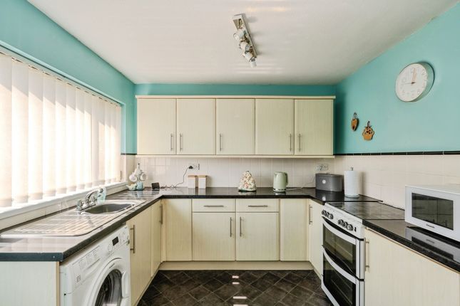 49, Heol Morlais, Pontarddulais photo 3