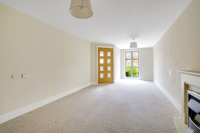 2-bed flat on 17 Liberty House, Kingston Road, London, £450,000