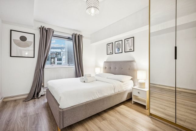 Flat 21, 25, Gresse Street, Fitzrovia photo 2