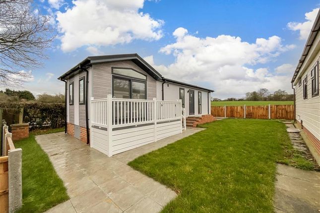 Mobile/park home for sale in London Road, Abridge, Romford, Essex