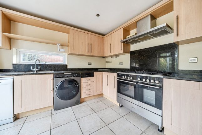 76, Broadwater Road, Reading photo 4