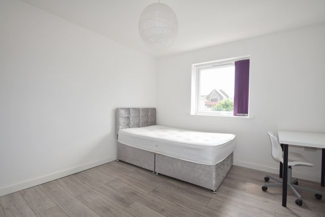 Munir Court, Caridff photo 4