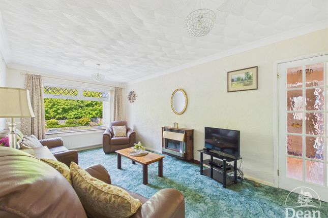 74, Primrose Hill, Lydney photo 3