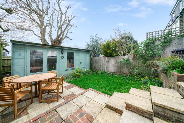 7, Marham Gardens, London photo 2