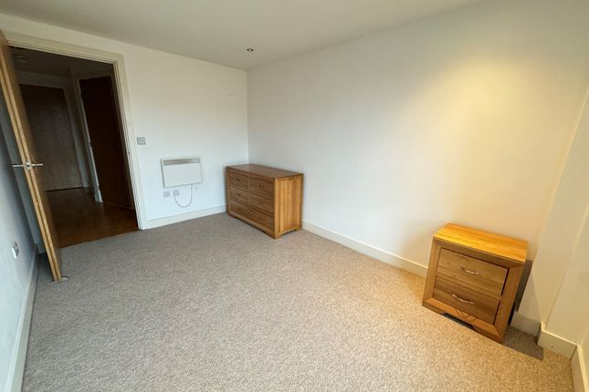 Leeds photo 5