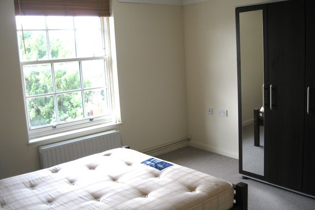 15 Parkside Lodge, Upton Court Road, Slough photo 5