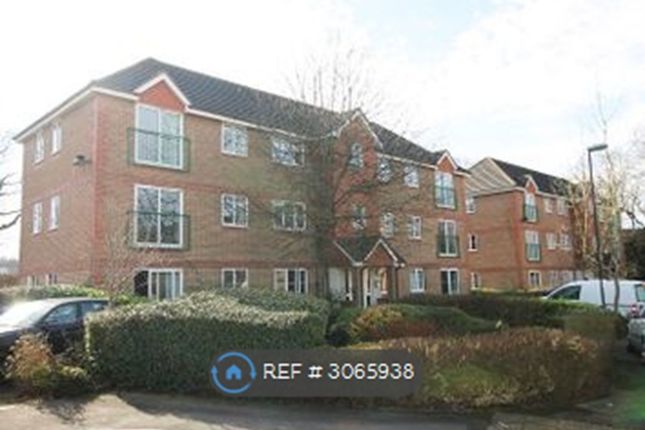 Fenchurch Road, Maidenbower, Crawley photo 2