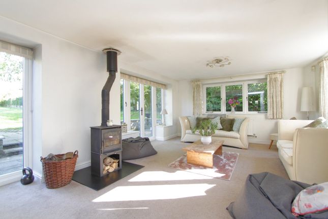 Cottage for sale in Woodhouse Avenue, Almondsbury