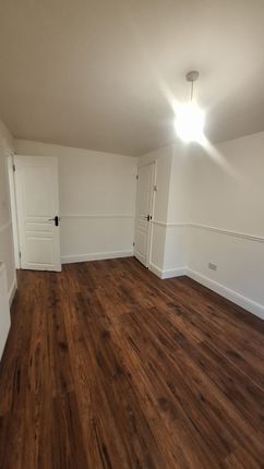 17a, Elderton Road, London photo 5