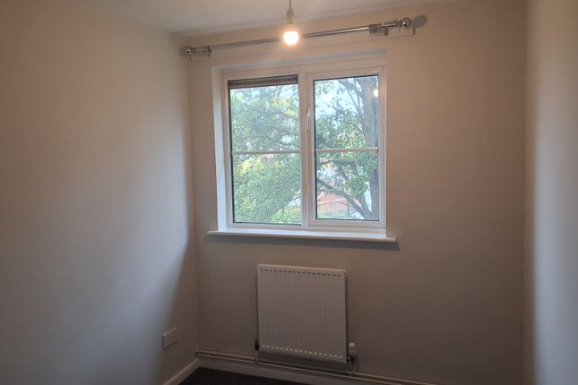 21, Burns Villas, Stainforth, Doncaster photo 5