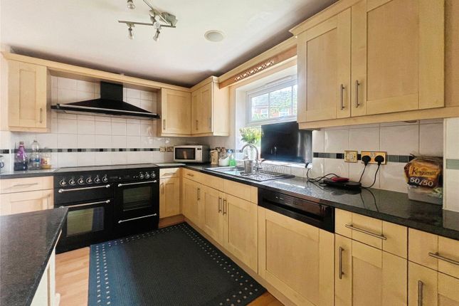 15, Arbery Way, Reading photo 3
