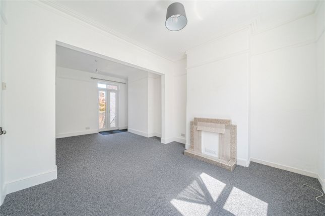 35, Radford Road, St Leonards photo 3