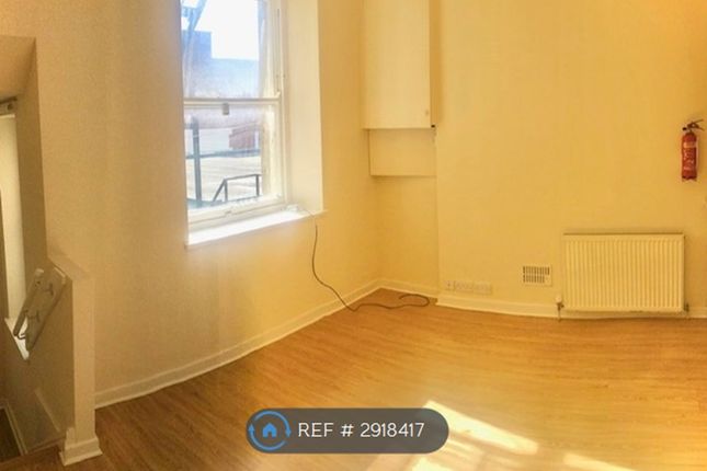 Flat, Bay View Road, Colwyn Bay photo 2