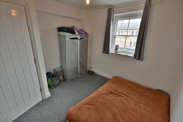 Ney Court, Wrexham photo 4