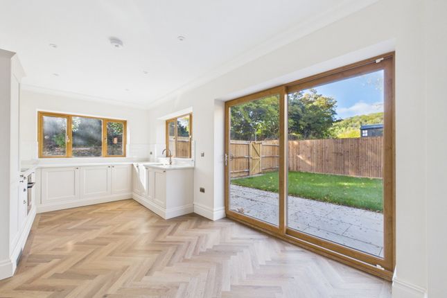 Ashmere Drive, Rochester photo 4