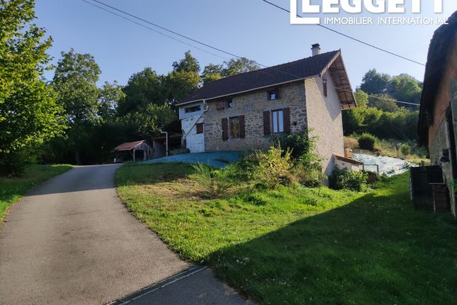 Villa for sale in La Chapelle, Allier, Auvergne-Rhône-Alpes