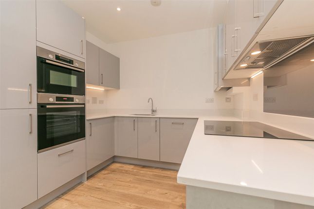 203, Marleigh Avenue, Cambridge photo 4