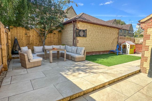 5, Park Mead, Malmesbury photo 2
