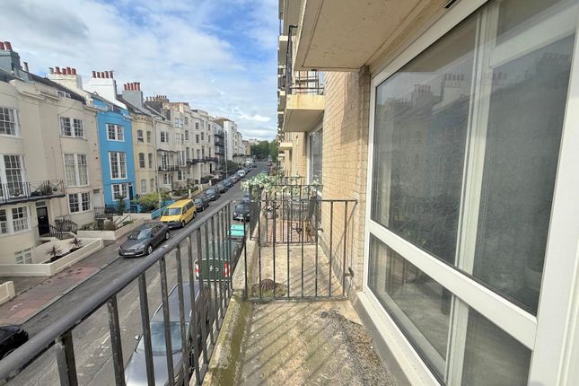 4 Osprey House, Sillwood Place, Brighton photo 2
