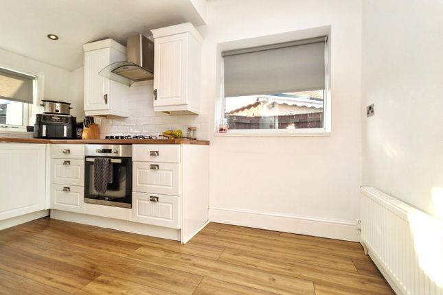 19, Middlebank Road, Middlesbrough photo 4