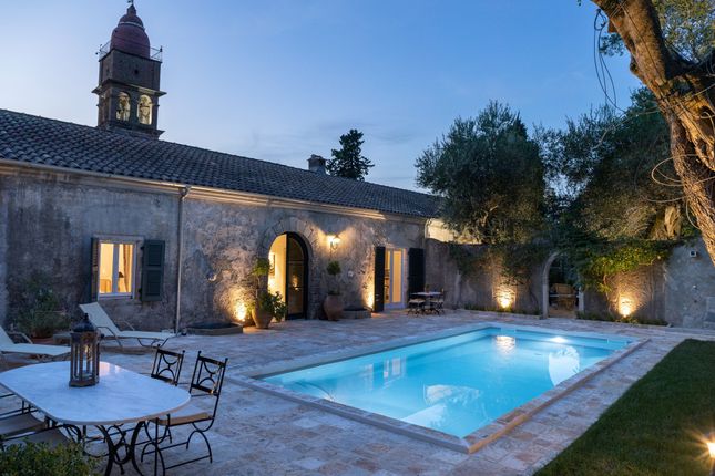 Villa for sale in Kombitsi, Corfu, Ionian Islands, Greece