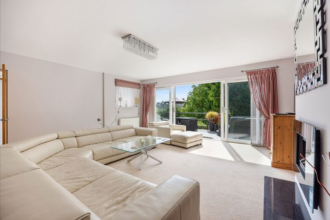11 Den Brook Close, Torquay photo 4