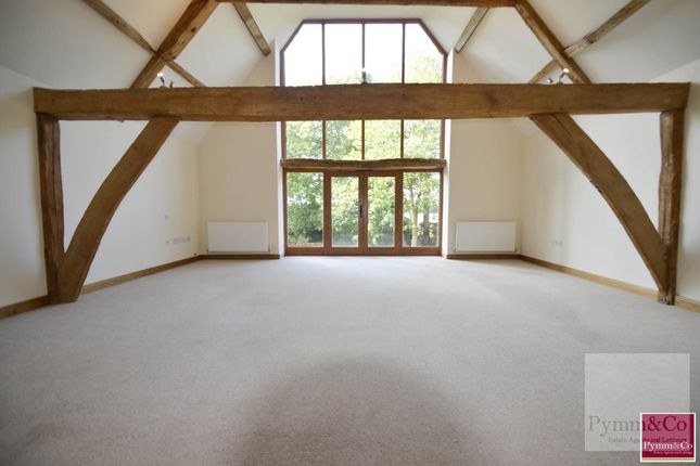 Barn conversion to rent in Hall Barn, Witton