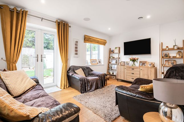 Leaside Close, Welwyn Garden City photo 4