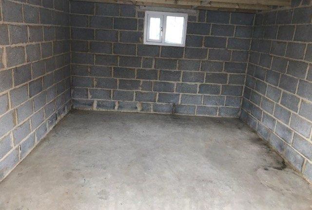 Parking/garage to rent in Hearne Close, Sittingbourne