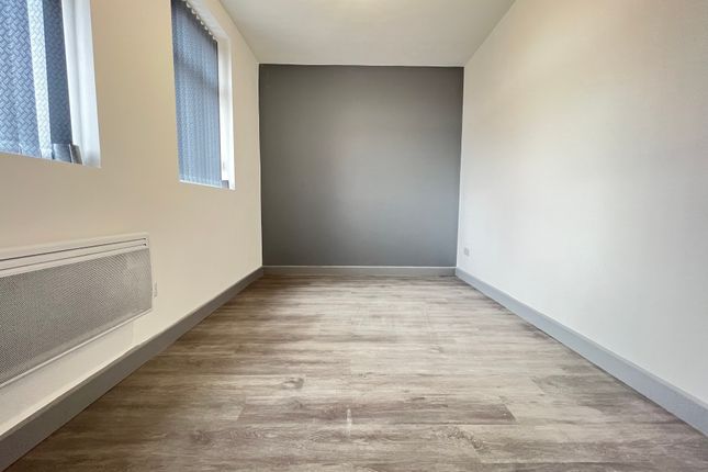 Thumbnail Flat to rent in Burgess Road, Leicester