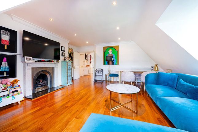 Flat 12,, Burlington House, Wedderburn Road photo 2