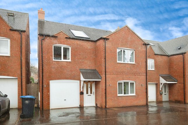 Thumbnail Detached house for sale in Windmill Close, Rugby